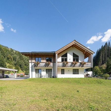 Willa Lovely Chalet In Salzburg With Mountain View Saalbach-Hinterglemm Zewnętrze zdjęcie