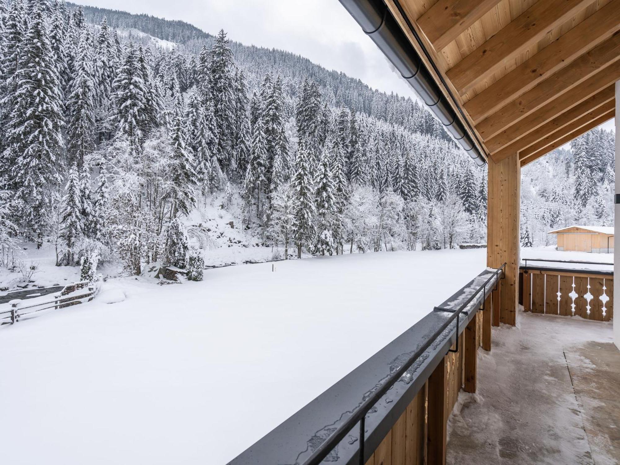 Willa Lovely Chalet In Salzburg With Mountain View Saalbach-Hinterglemm Zewnętrze zdjęcie